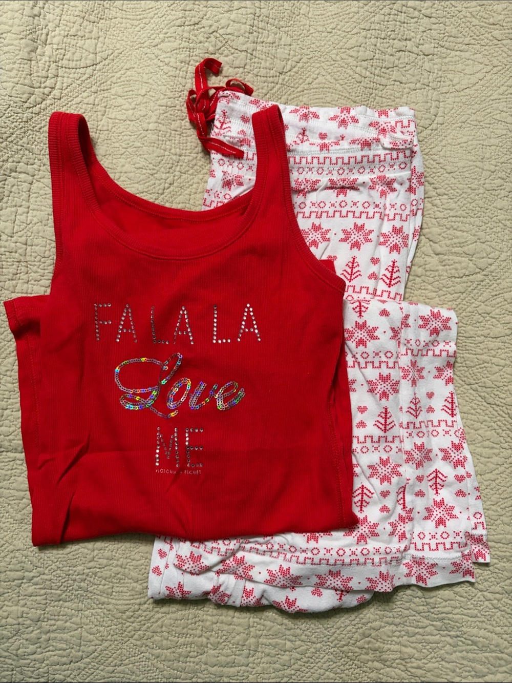 Victoria's Secret Women’s Red & White 'Fa La La Love Me' Pajama Set